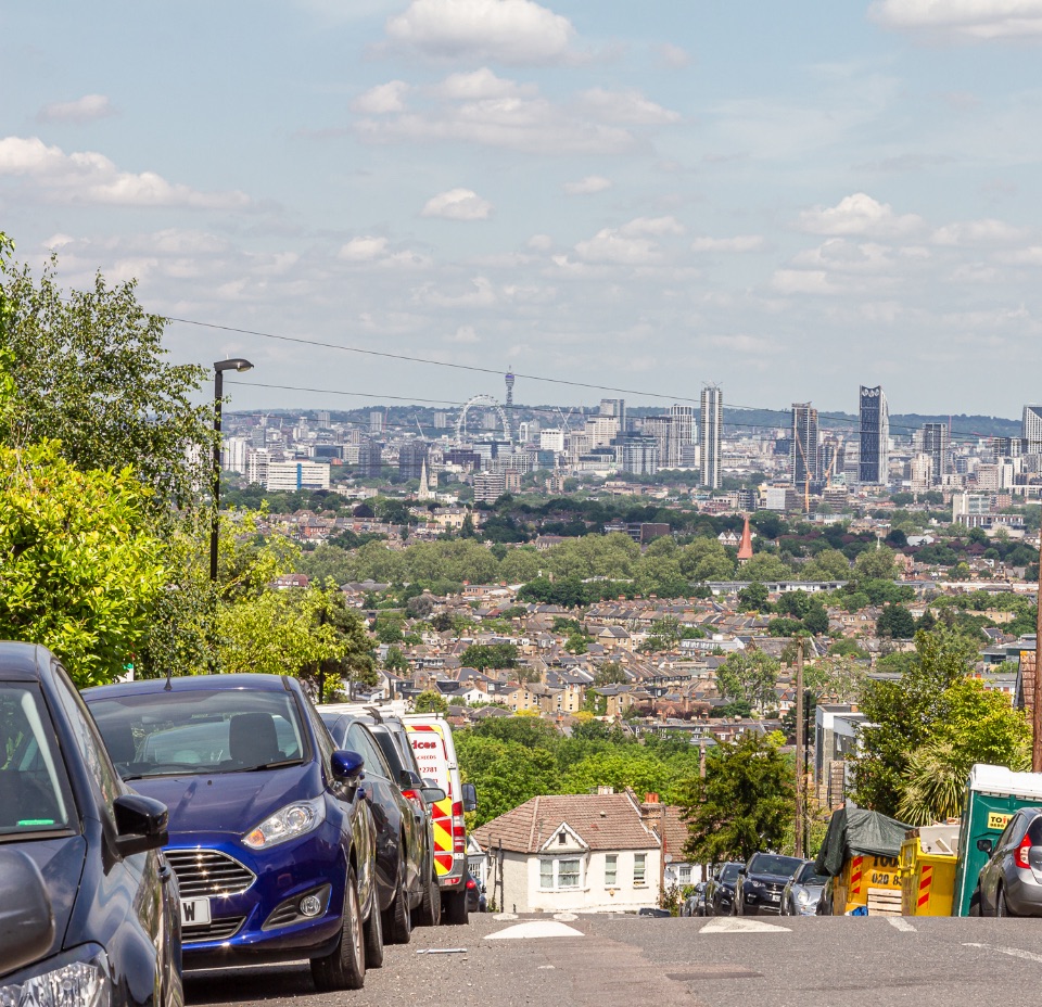 https://exposeproperty.develop3.propertystream.co/content/uploads/2021/05/Forest-Hill-Transport-links-–-960-x-928.jpg